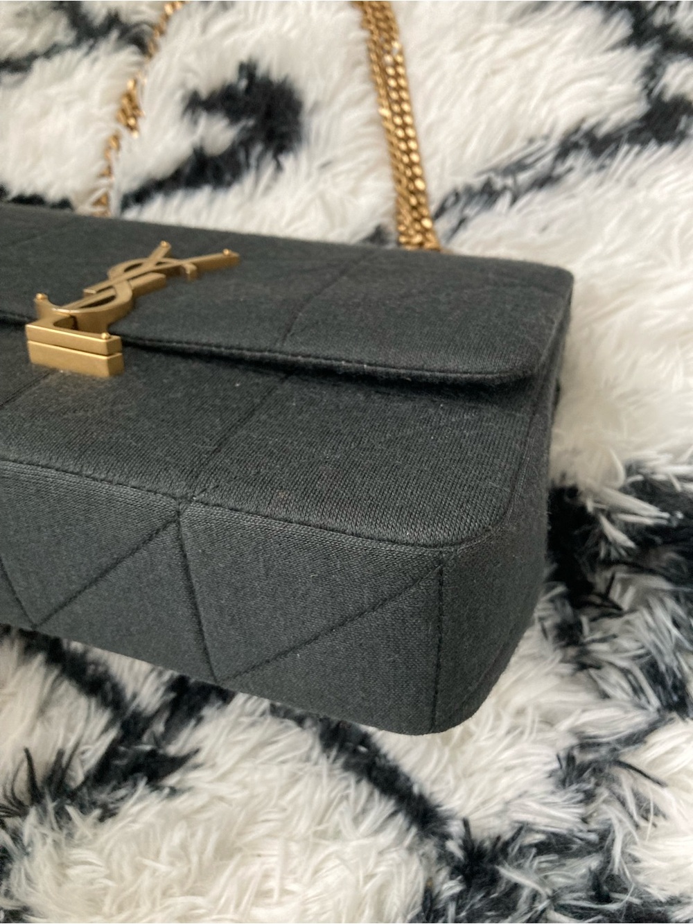 Saint Laurent Quilted Shoulder Bag in dark grey with Gold Hardware - Picture 7 of 13